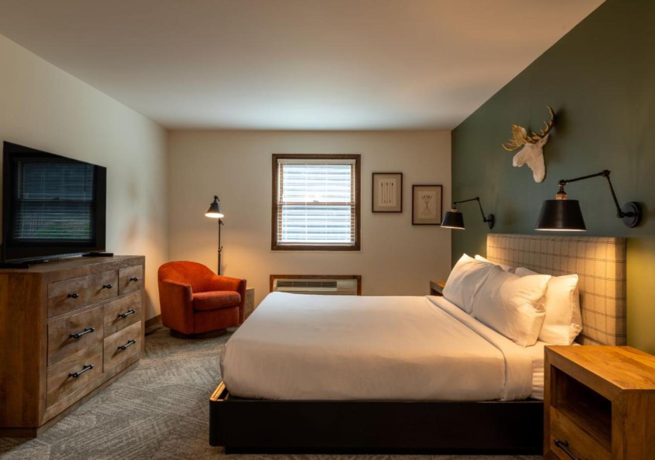 Lodge At Schroon Lake 외부 사진