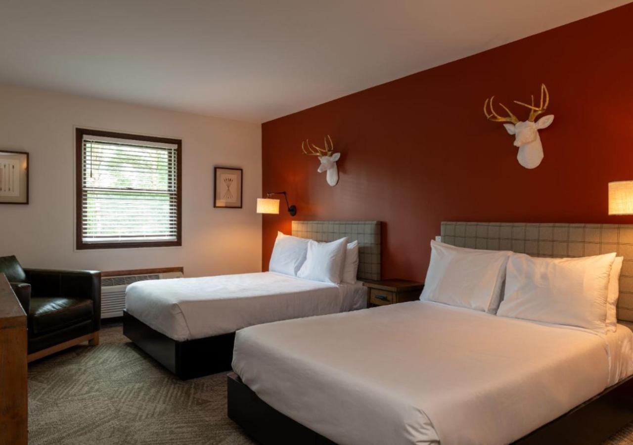 Lodge At Schroon Lake 외부 사진