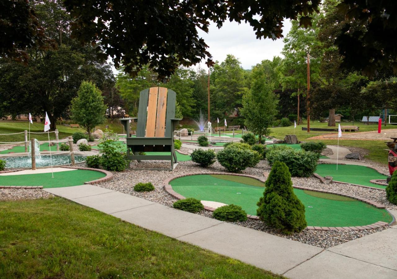Lodge At Schroon Lake 외부 사진