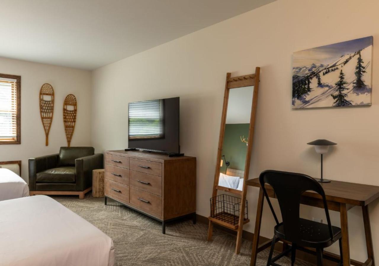 Lodge At Schroon Lake 외부 사진