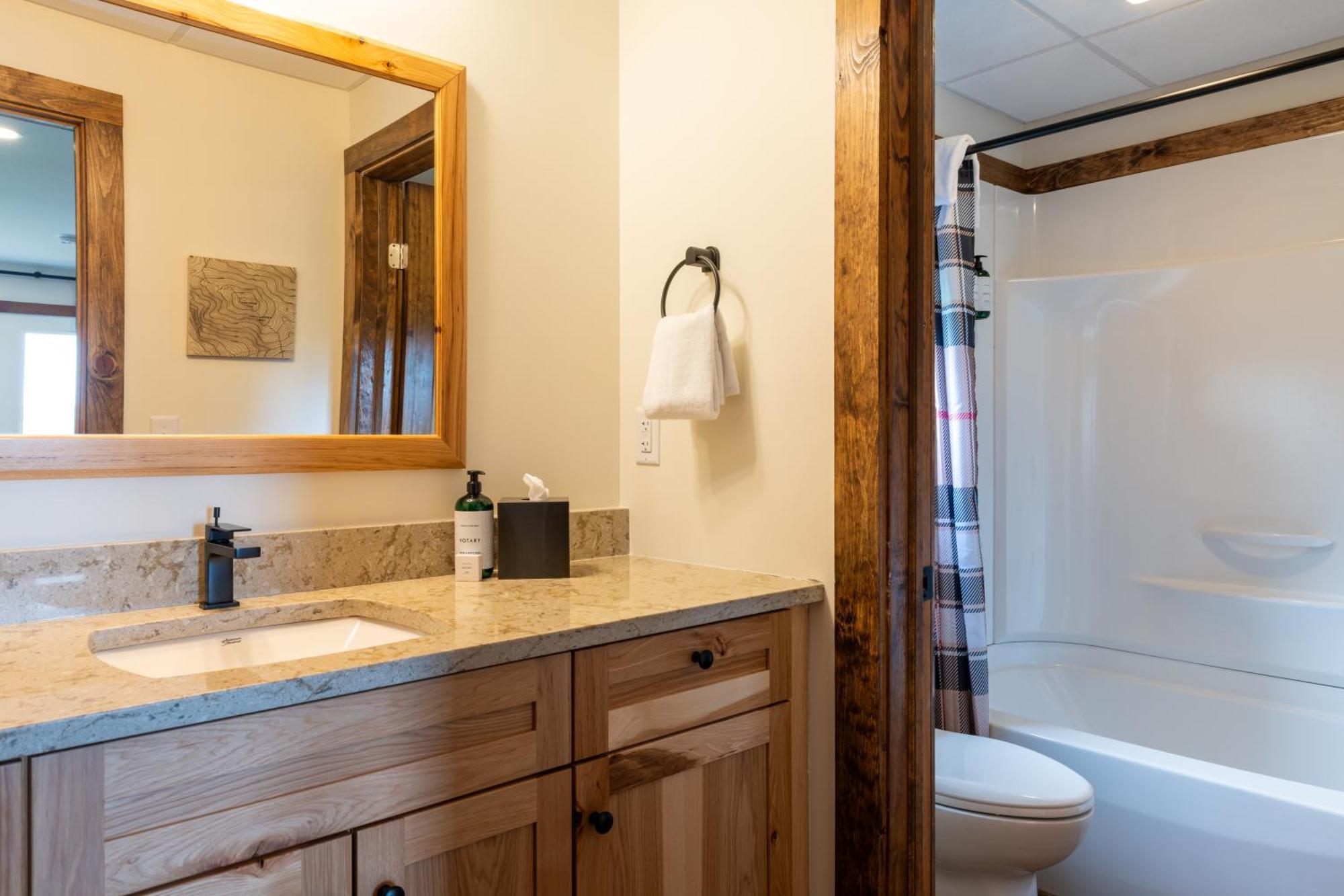 Lodge At Schroon Lake 외부 사진
