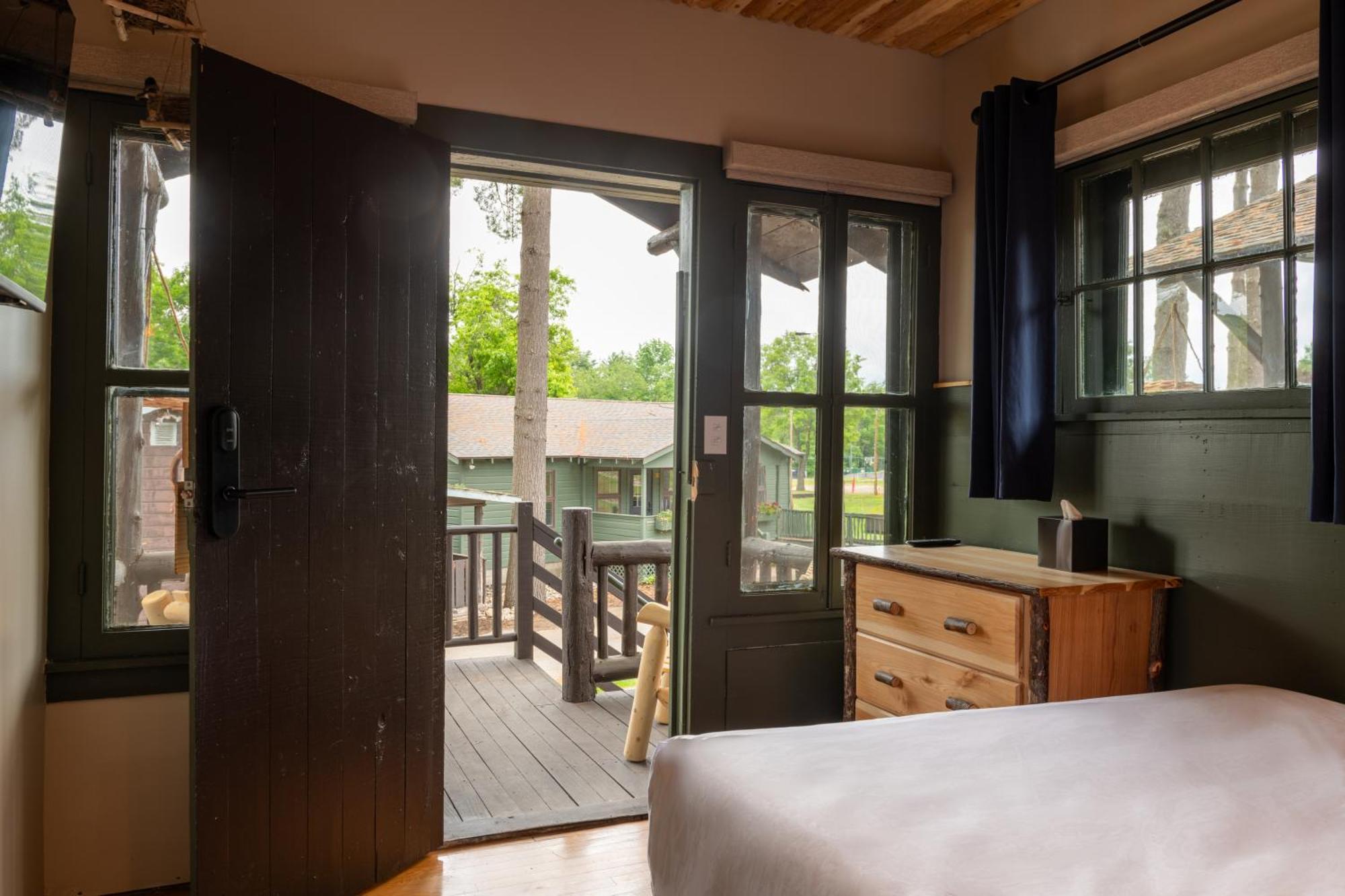 Lodge At Schroon Lake 외부 사진