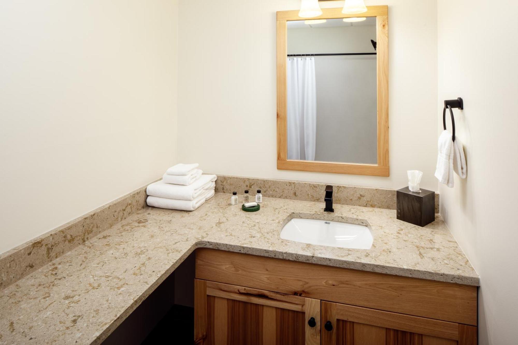 Lodge At Schroon Lake 외부 사진