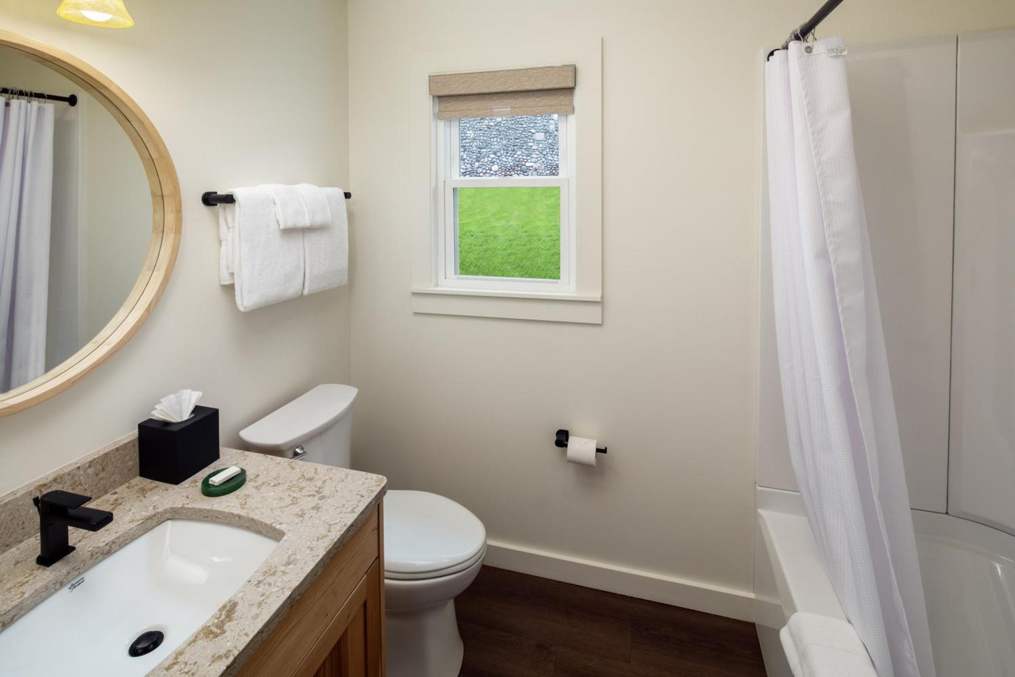 Lodge At Schroon Lake 외부 사진
